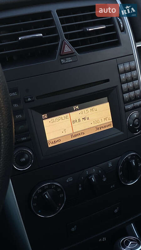 Хетчбек Mercedes-Benz B-Class 2009 в Луцьку фото 29 Хетчбек Mercedes-Benz B-Class 2009 в Луцьку