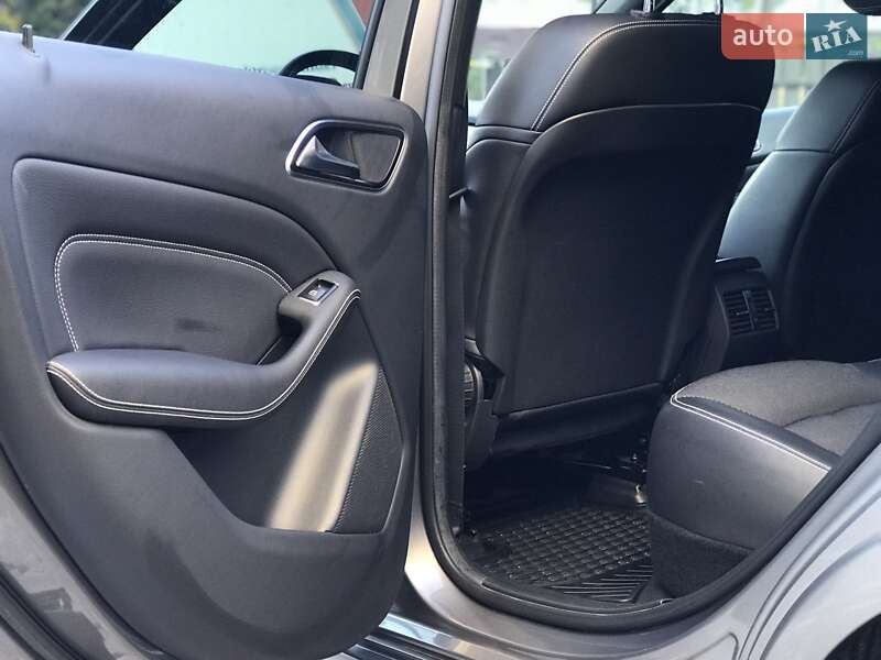 Хетчбек Mercedes-Benz B-Class 2015 в Тернополі