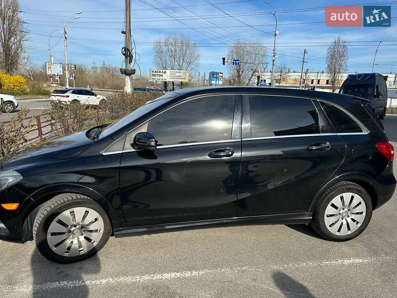 Хетчбек Mercedes-Benz B-Class 2015 в Києві