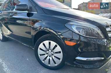 Хэтчбек Mercedes-Benz B-Class 2015 в Киеве