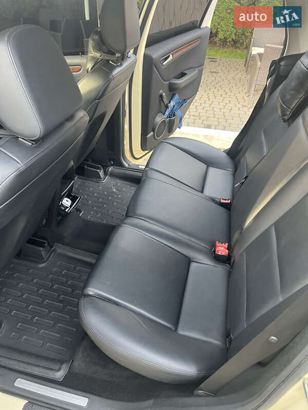 Хетчбек Mercedes-Benz B-Class 2010 в Львові фото 9 Хетчбек Mercedes-Benz B-Class 2010 в Львові