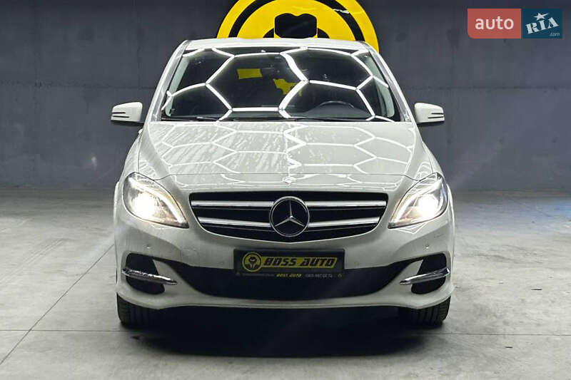 Хэтчбек Mercedes-Benz B-Class 2016 в Черновцах фото 2 Хэтчбек Mercedes-Benz B-Class 2016 в Черновцах