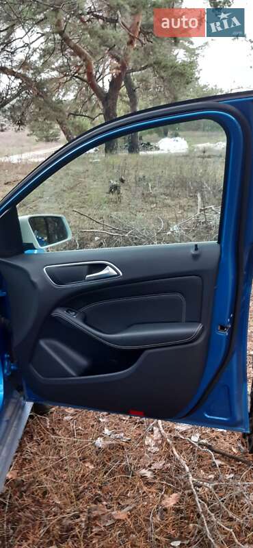 Mercedes-Benz B-Class 2015