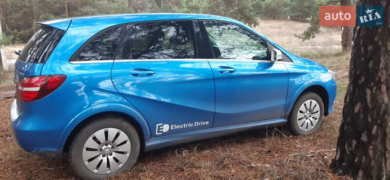 Хэтчбек Mercedes-Benz B-Class 2015 в Полтаве