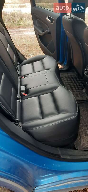 Хэтчбек Mercedes-Benz B-Class 2015 в Полтаве