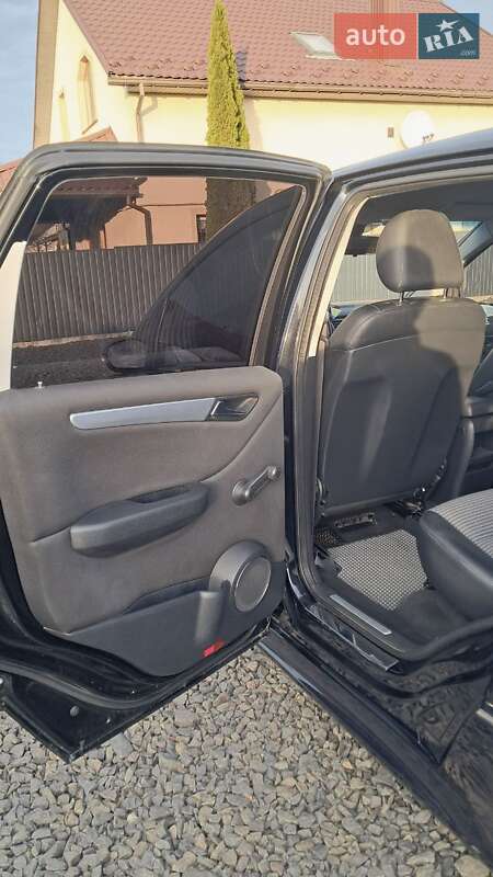 Хэтчбек Mercedes-Benz B-Class 2005 в Нововолынске фото 44 Хэтчбек Mercedes-Benz B-Class 2005 в Нововолынске