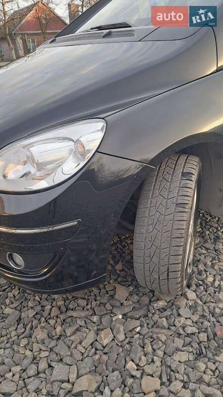 Хэтчбек Mercedes-Benz B-Class 2005 в Нововолынске фото 21 Хэтчбек Mercedes-Benz B-Class 2005 в Нововолынске