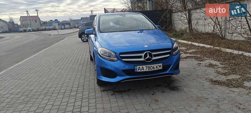 Хетчбек Mercedes-Benz B-Class 2016 в Києві