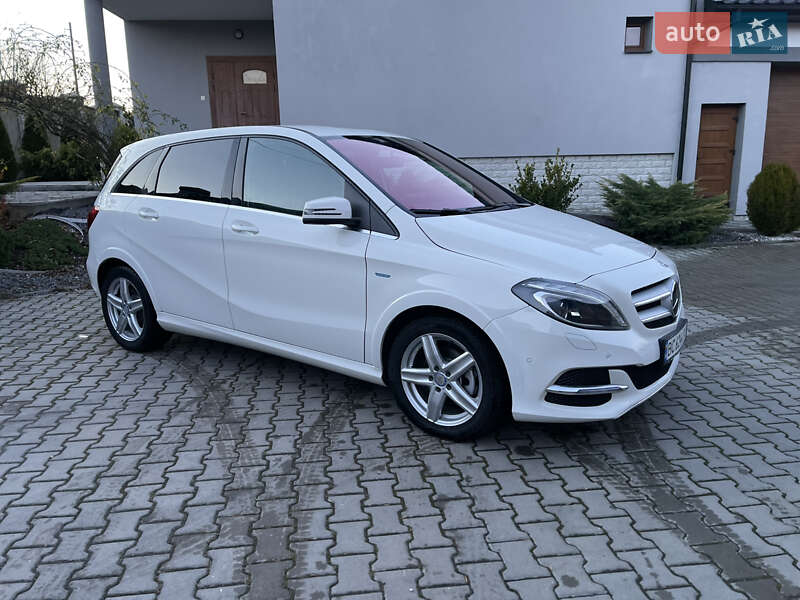 Хэтчбек Mercedes-Benz B-Class 2017 в Дрогобыче фото 16 Хэтчбек Mercedes-Benz B-Class 2017 в Дрогобыче