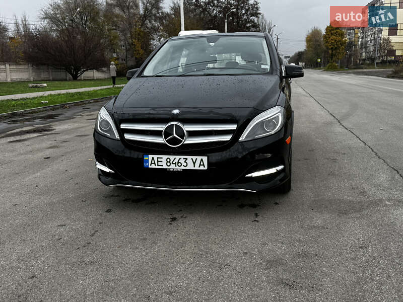 Хетчбек Mercedes-Benz B-Class 2014 в Дніпрі фото 2 Хетчбек Mercedes-Benz B-Class 2014 в Дніпрі