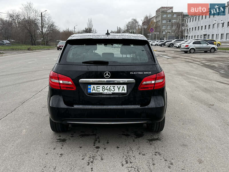 Хетчбек Mercedes-Benz B-Class 2014 в Дніпрі фото 9 Хетчбек Mercedes-Benz B-Class 2014 в Дніпрі