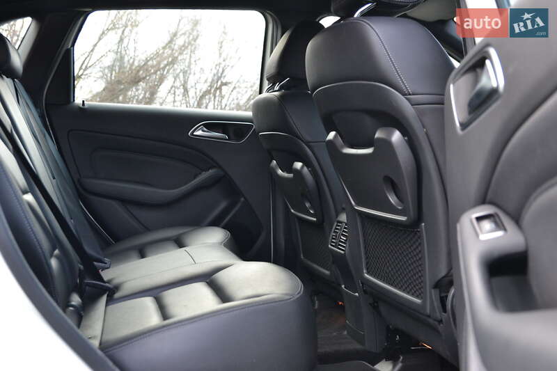 Хэтчбек Mercedes-Benz B-Class 2015 в Луцке