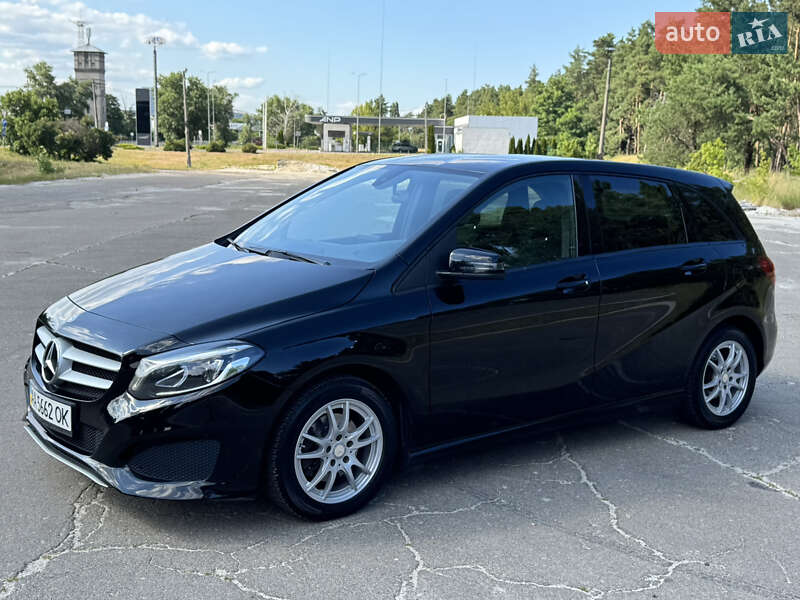 Хэтчбек Mercedes-Benz B-Class 2015 в Киеве
