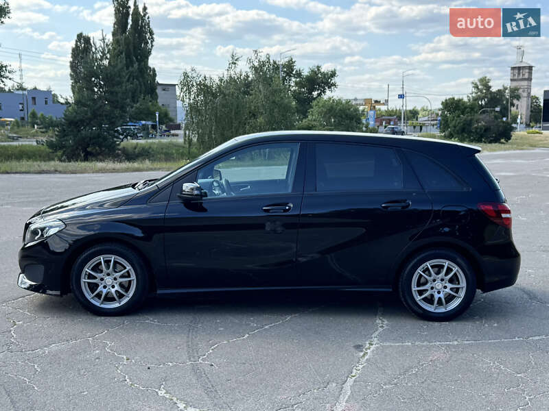 Хэтчбек Mercedes-Benz B-Class 2015 в Киеве