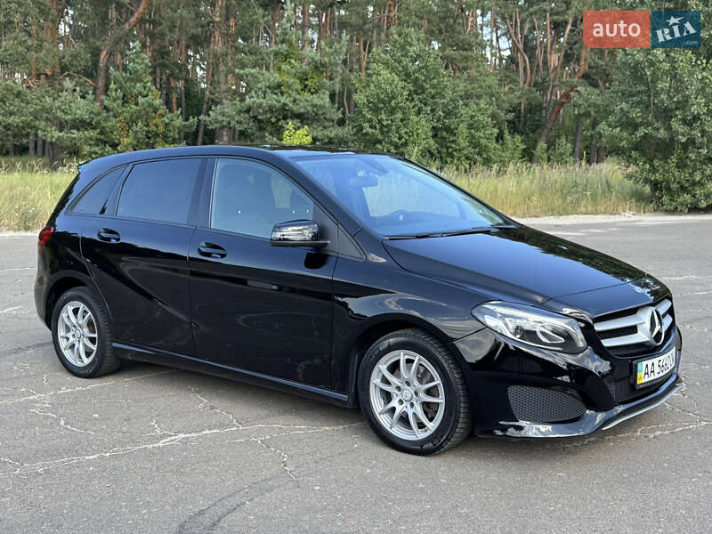 Хэтчбек Mercedes-Benz B-Class 2015 в Киеве