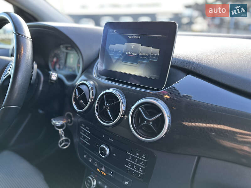 Хетчбек Mercedes-Benz B-Class 2016 в Львові