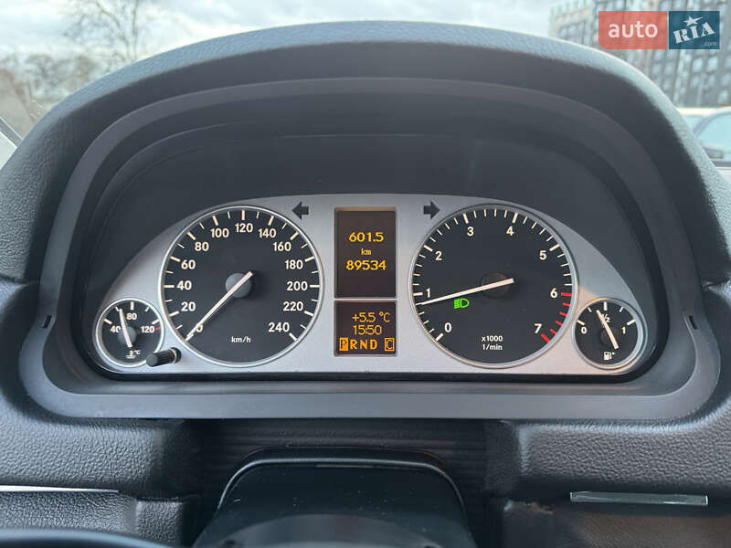 Хетчбек Mercedes-Benz B-Class 2011 в Києві фото 13 Хетчбек Mercedes-Benz B-Class 2011 в Києві