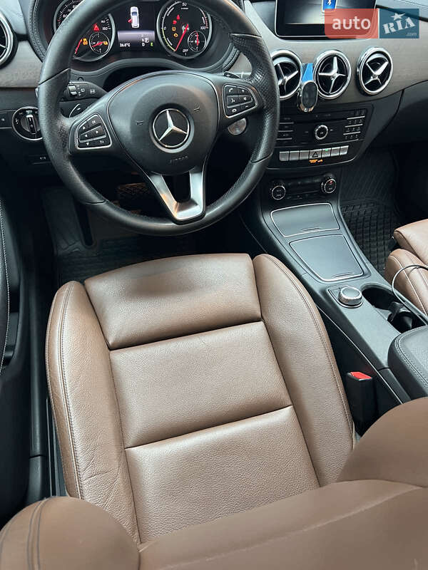 Хетчбек Mercedes-Benz B-Class 2017 в Львові
