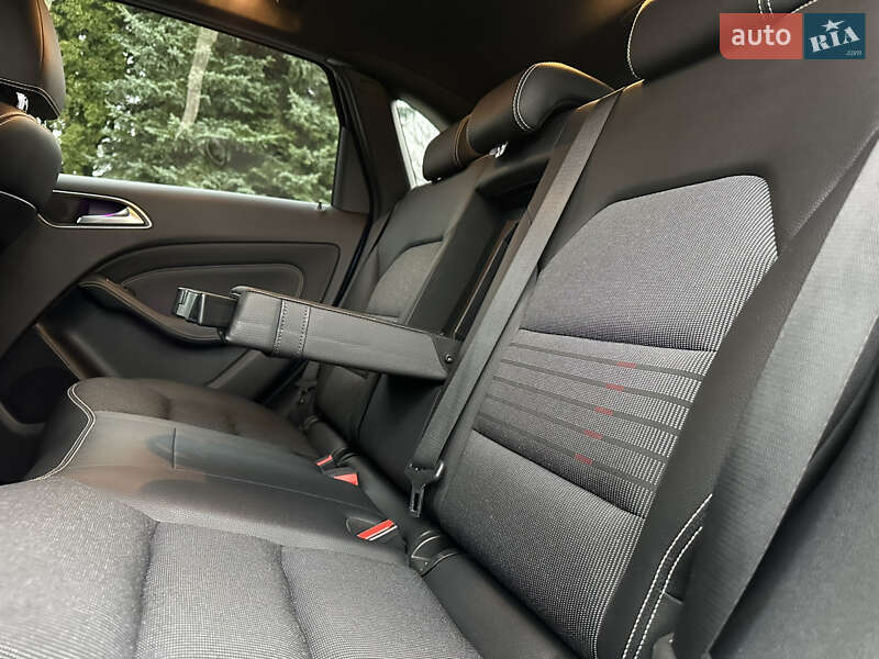 Хэтчбек Mercedes-Benz B-Class 2016 в Дрогобыче