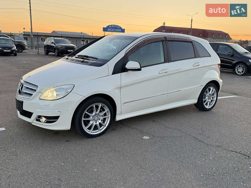 Хэтчбек Mercedes-Benz B-Class 2010 в Киеве
