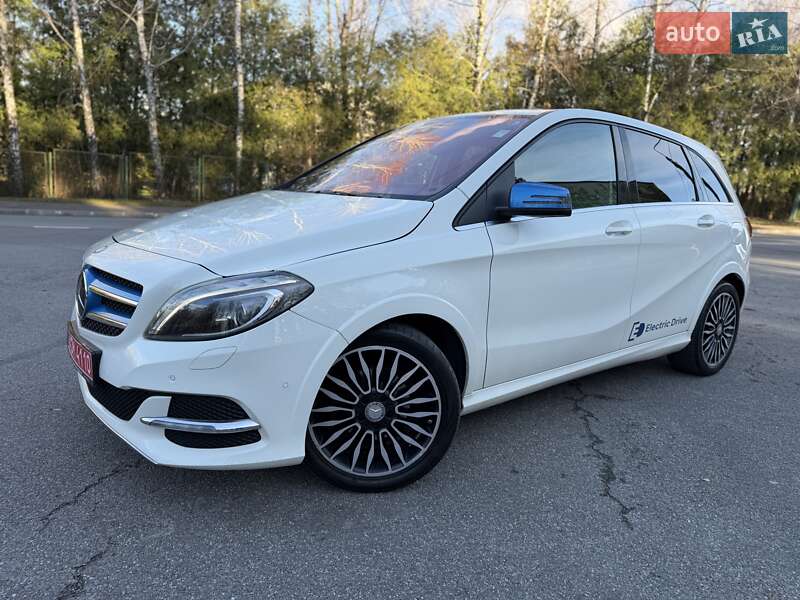 Хэтчбек Mercedes-Benz B-Class 2016 в Трускавце
