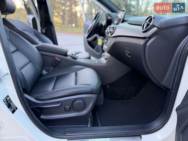 Хэтчбек Mercedes-Benz B-Class 2016 в Трускавце