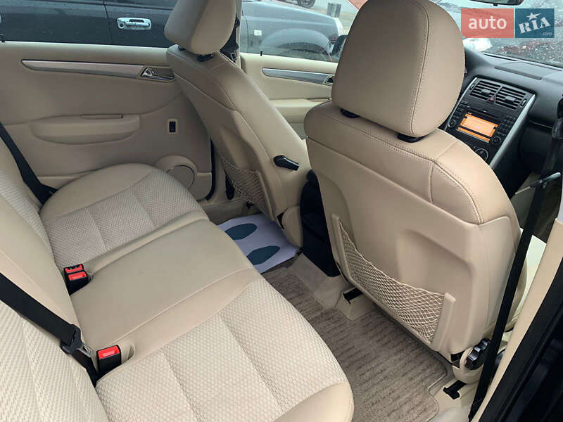 Хэтчбек Mercedes-Benz B-Class 2010 в Киеве