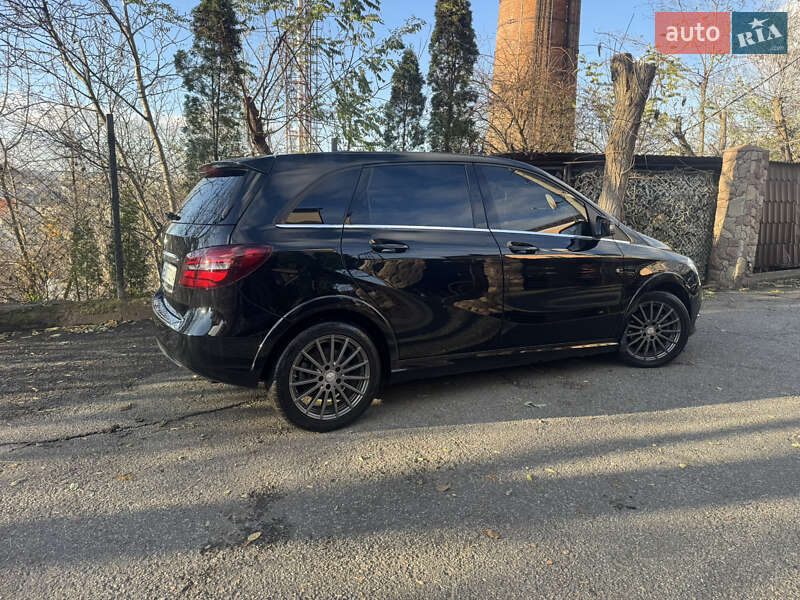 Хетчбек Mercedes-Benz B-Class 2017 в Тернополі