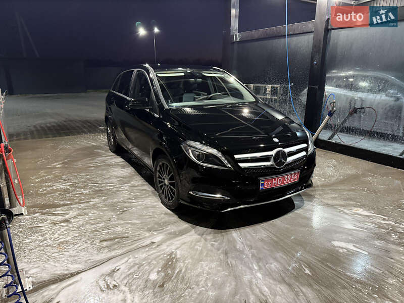 Хэтчбек Mercedes-Benz B-Class 2016 в Пустомытах
