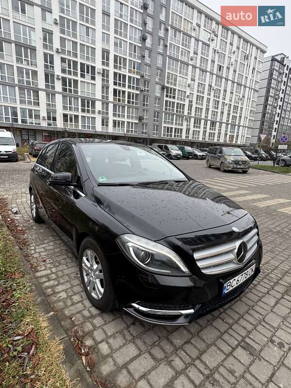 Mercedes-Benz B-Class 2013