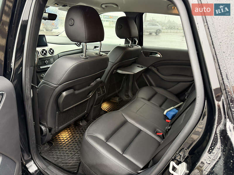 Хетчбек Mercedes-Benz B-Class 2016 в Львові