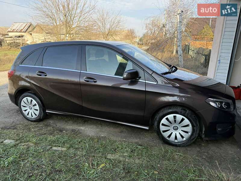 Хетчбек Mercedes-Benz B-Class 2018 в Дніпрі фото 7 Хетчбек Mercedes-Benz B-Class 2018 в Дніпрі