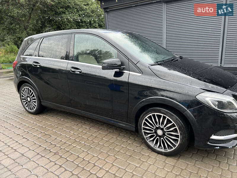 Хэтчбек Mercedes-Benz B-Class 2015 в Львове