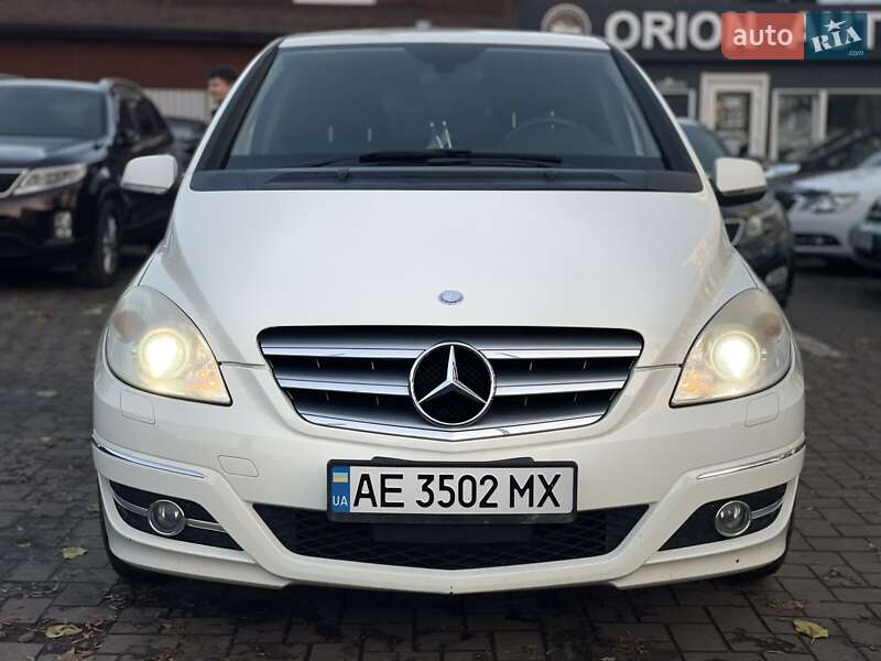 Хэтчбек Mercedes-Benz B-Class 2011 в Днепре