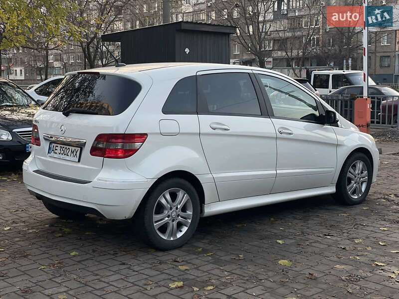 Хэтчбек Mercedes-Benz B-Class 2011 в Днепре