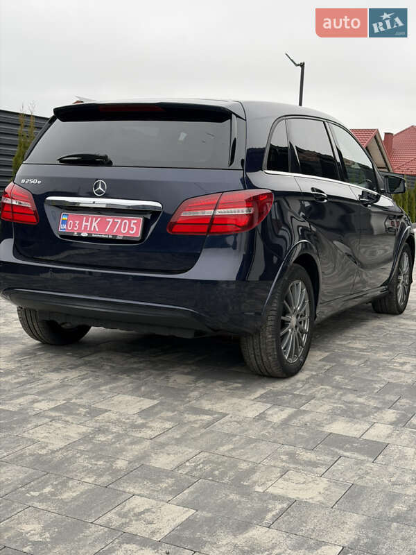 Хэтчбек Mercedes-Benz B-Class 2016 в Ковеле