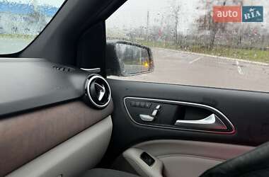 Хетчбек Mercedes-Benz B-Class 2016 в Житомирі