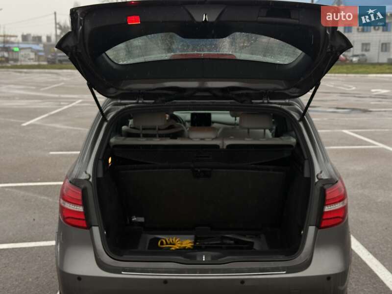 Хэтчбек Mercedes-Benz B-Class 2016 в Житомире фото 8 Хэтчбек Mercedes-Benz B-Class 2016 в Житомире