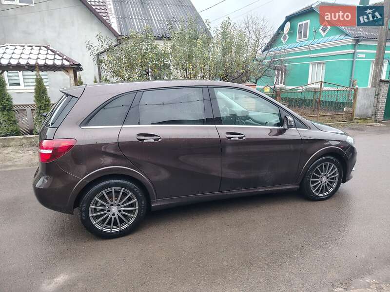 Хэтчбек Mercedes-Benz B-Class 2017 в Дубно