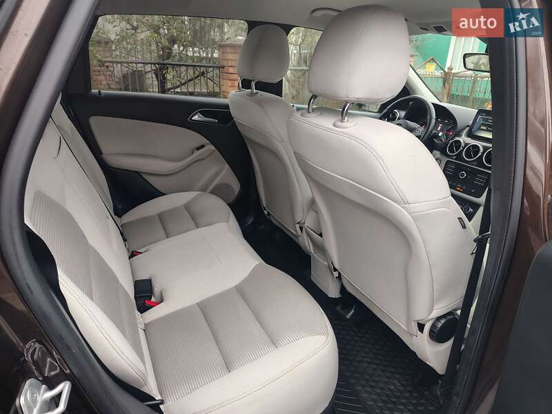 Хэтчбек Mercedes-Benz B-Class 2017 в Дубно