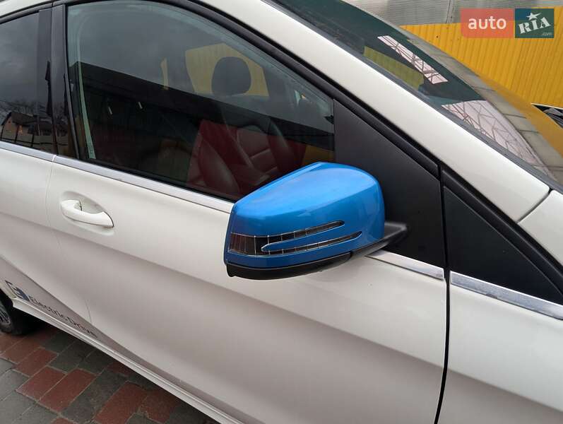 Хетчбек Mercedes-Benz B-Class 2015 в Тернополі