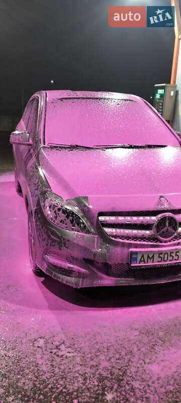 Хетчбек Mercedes-Benz B-Class 2016 в Житомирі