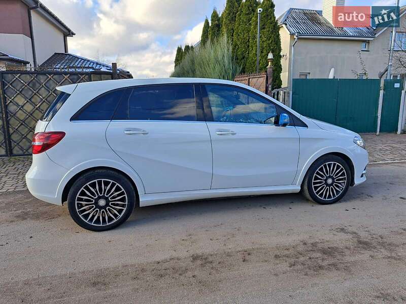 Хетчбек Mercedes-Benz B-Class 2016 в Рівному