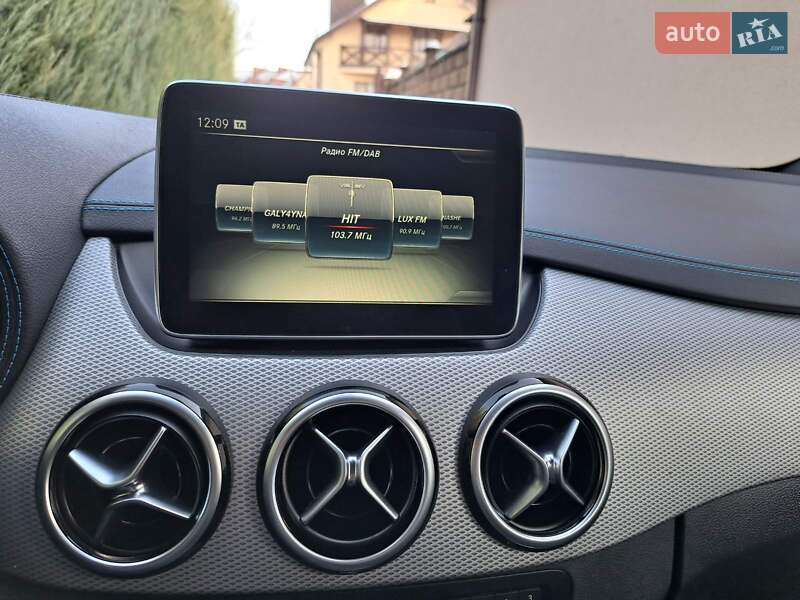 Хетчбек Mercedes-Benz B-Class 2016 в Рівному