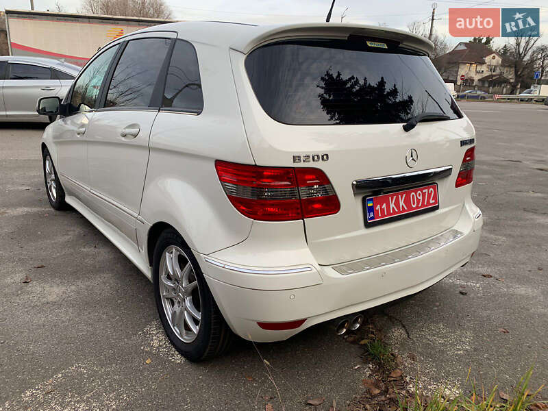 Хэтчбек Mercedes-Benz B-Class 2011 в Киеве