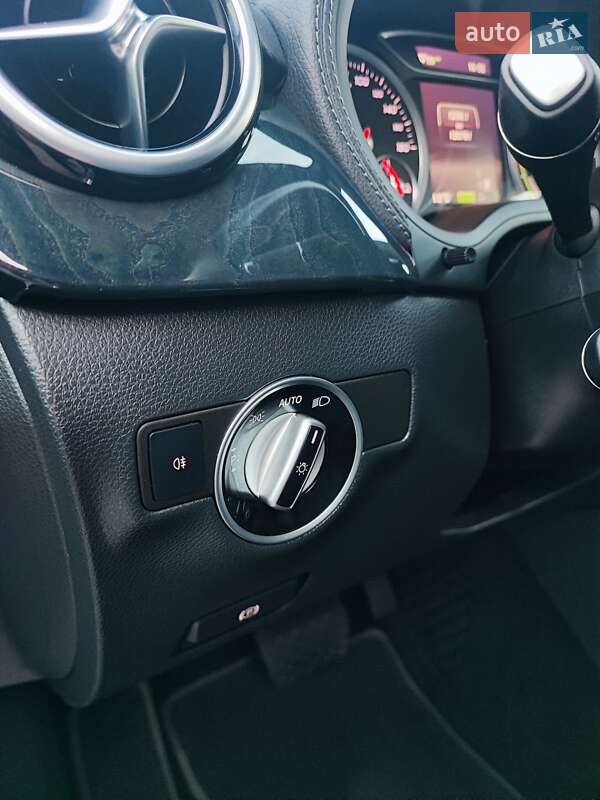 Хэтчбек Mercedes-Benz B-Class 2015 в Луцке