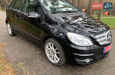 Хэтчбек Mercedes-Benz B-Class 2011 в Киеве