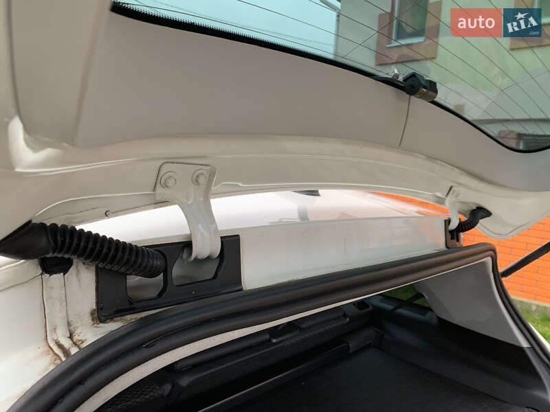 Хэтчбек Mercedes-Benz B-Class 2010 в Киеве