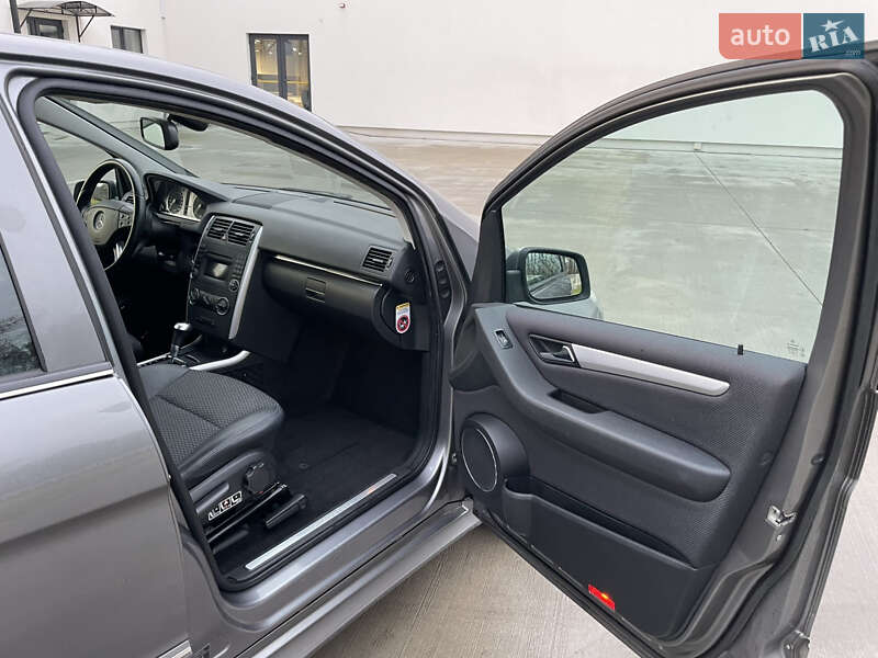 Хэтчбек Mercedes-Benz B-Class 2010 в Луцке