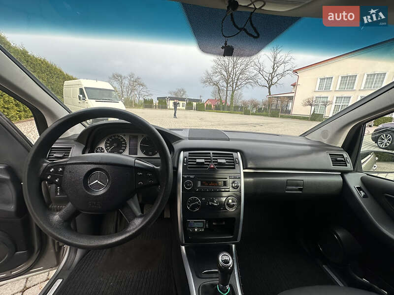 Хэтчбек Mercedes-Benz B-Class 2008 в Черновцах фото 16 Хэтчбек Mercedes-Benz B-Class 2008 в Черновцах